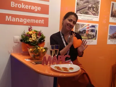 MAPIC 2014 открыт. На стенде R.7.E.20 посетителей ждут новые проекты и технологии, а также икра шампанское и фото в подарок. — иллюстрация 2.5